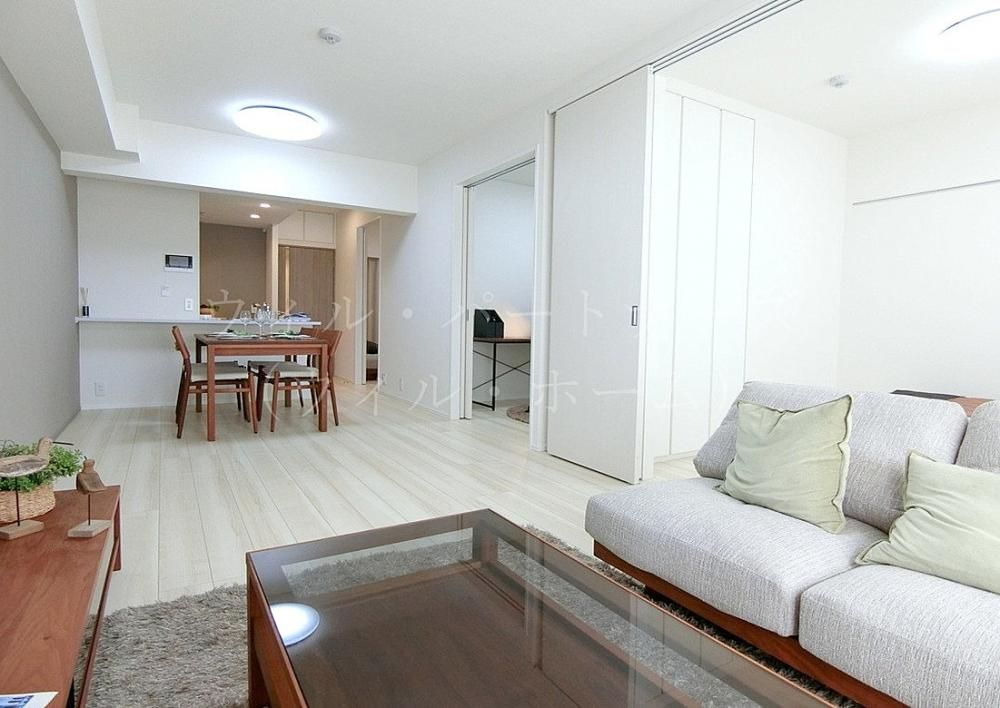 �y�����E���r���O�z�@���Ԏ�蓯�d�l/���f�����[���摜�ł�