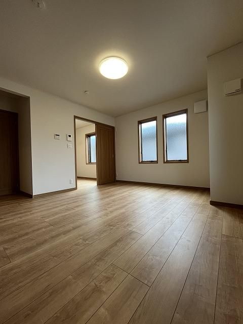 �y���ԁE���r���O�z�@���z���̎ʐ^�ł�(�ȉ���)�B