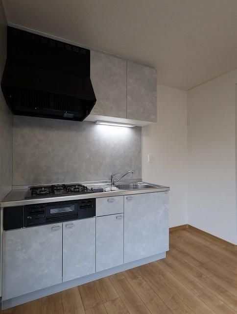 �y�L�b�`���z�@