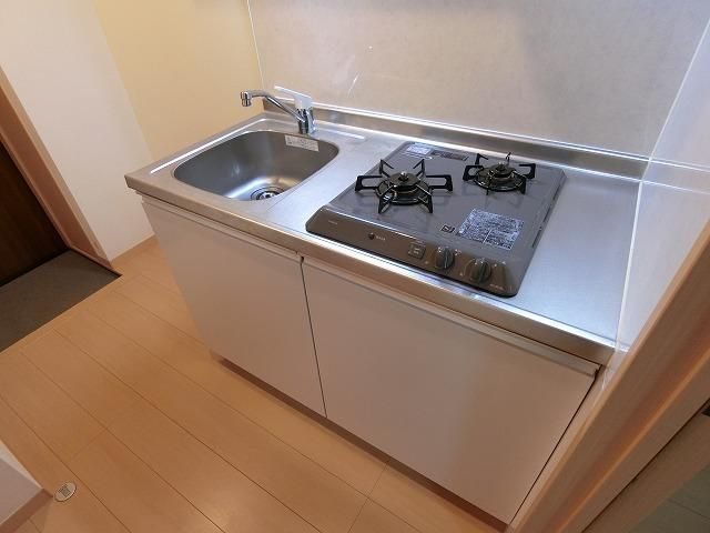 �y�L�b�`���z�@