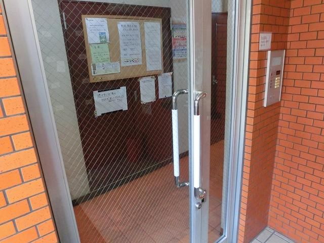 �y�G���g�����X�z�@