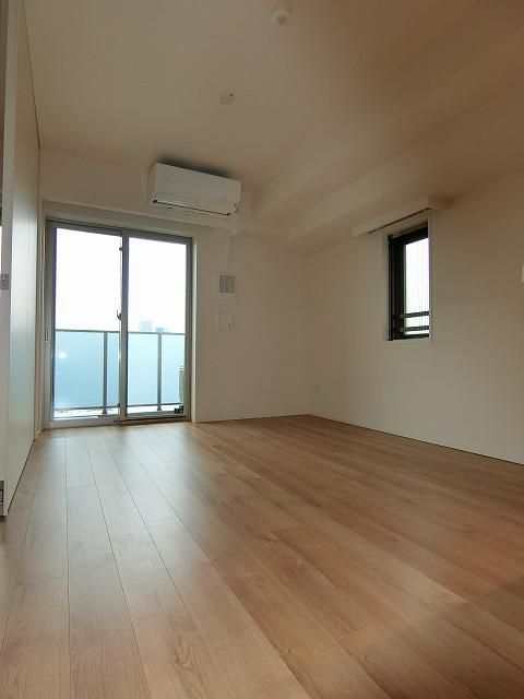 �y���ԁE���r���O�z�@