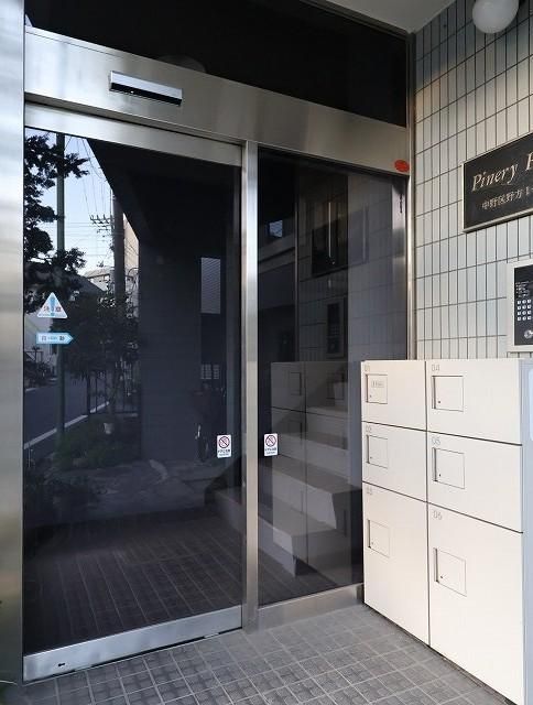 �y�G���g�����X�z�@