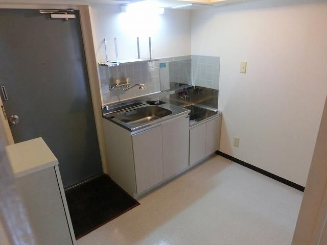 �y�L�b�`���z�@