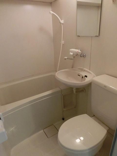 �y�g�C���z�@