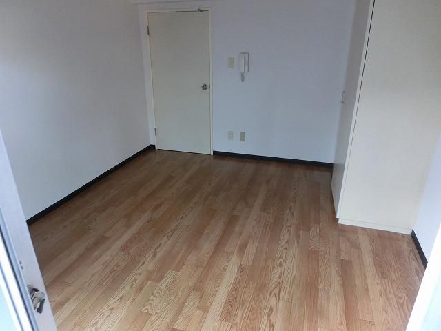 �y���̑������E�X�y�[�X�z�@