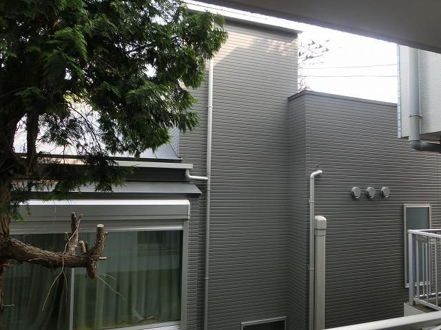 �y���]�z�@