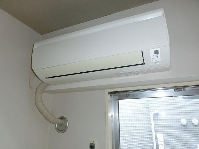 �y���̑��z�@�G�A�R���Q��